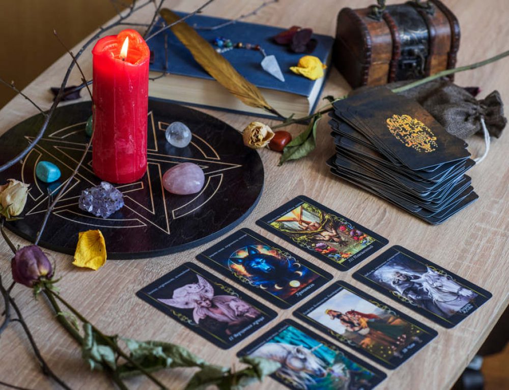 What to Expect from a Tarot Reading - Third Eye Psychic